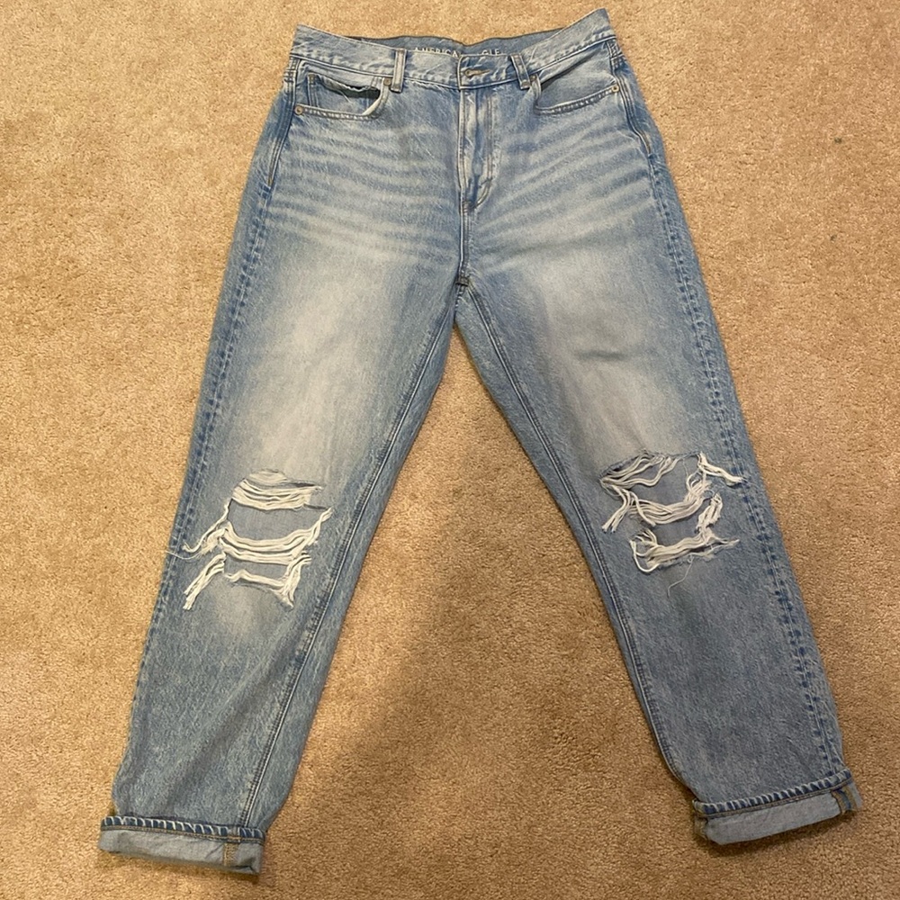 American eagle mom jeans